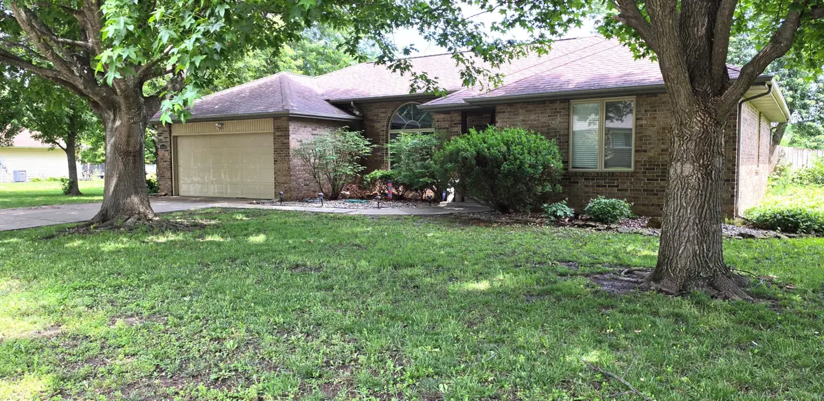6863 W Cactus Street, Springfield, MO 65803 - #1