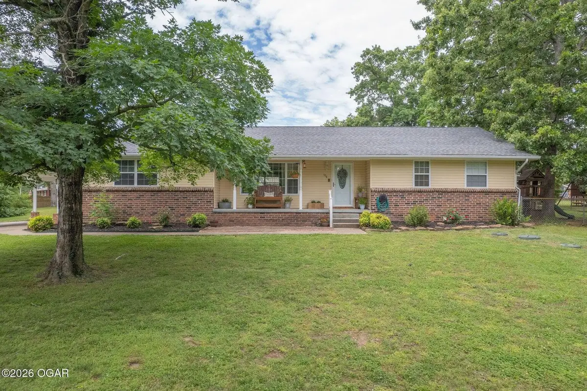 106 Sherwood Drive, Seneca, MO 64865 - #1