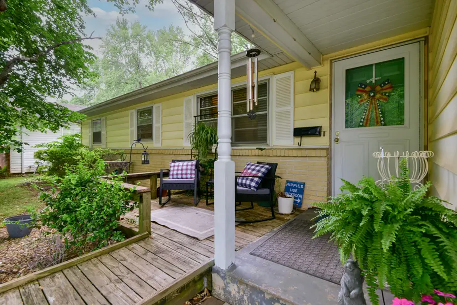 1939 S Roanoke Avenue, Springfield, MO 65807 - #2