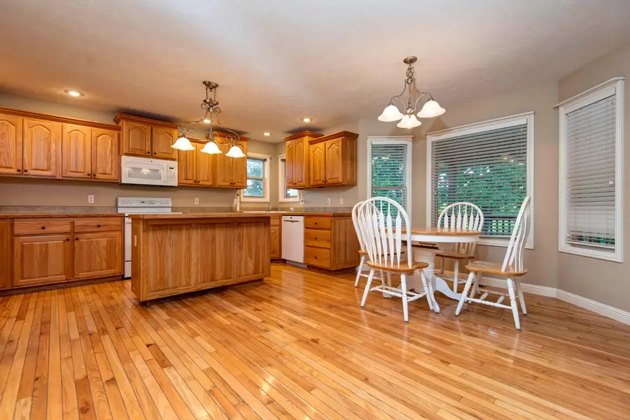 3191 S Leawood Avenue, Springfield, MO 65807 - #3