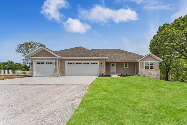 188 Highland Drive, Nixa, MO 65714