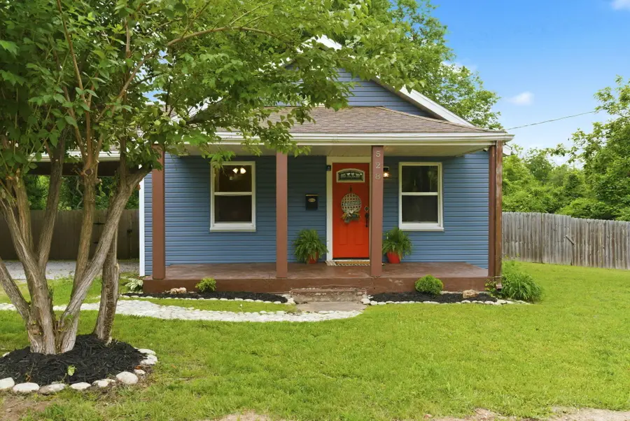 528 S Lexington Avenue, Springfield, MO 65806 - #2