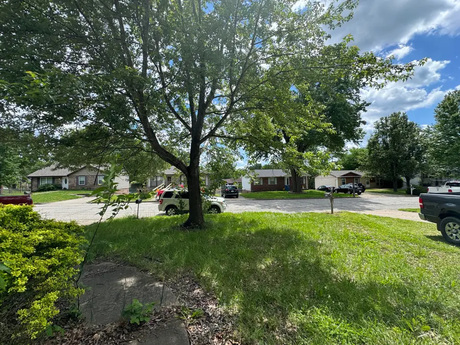 5406 Bagnall Drive, Jefferson City, MO 65109 - #3