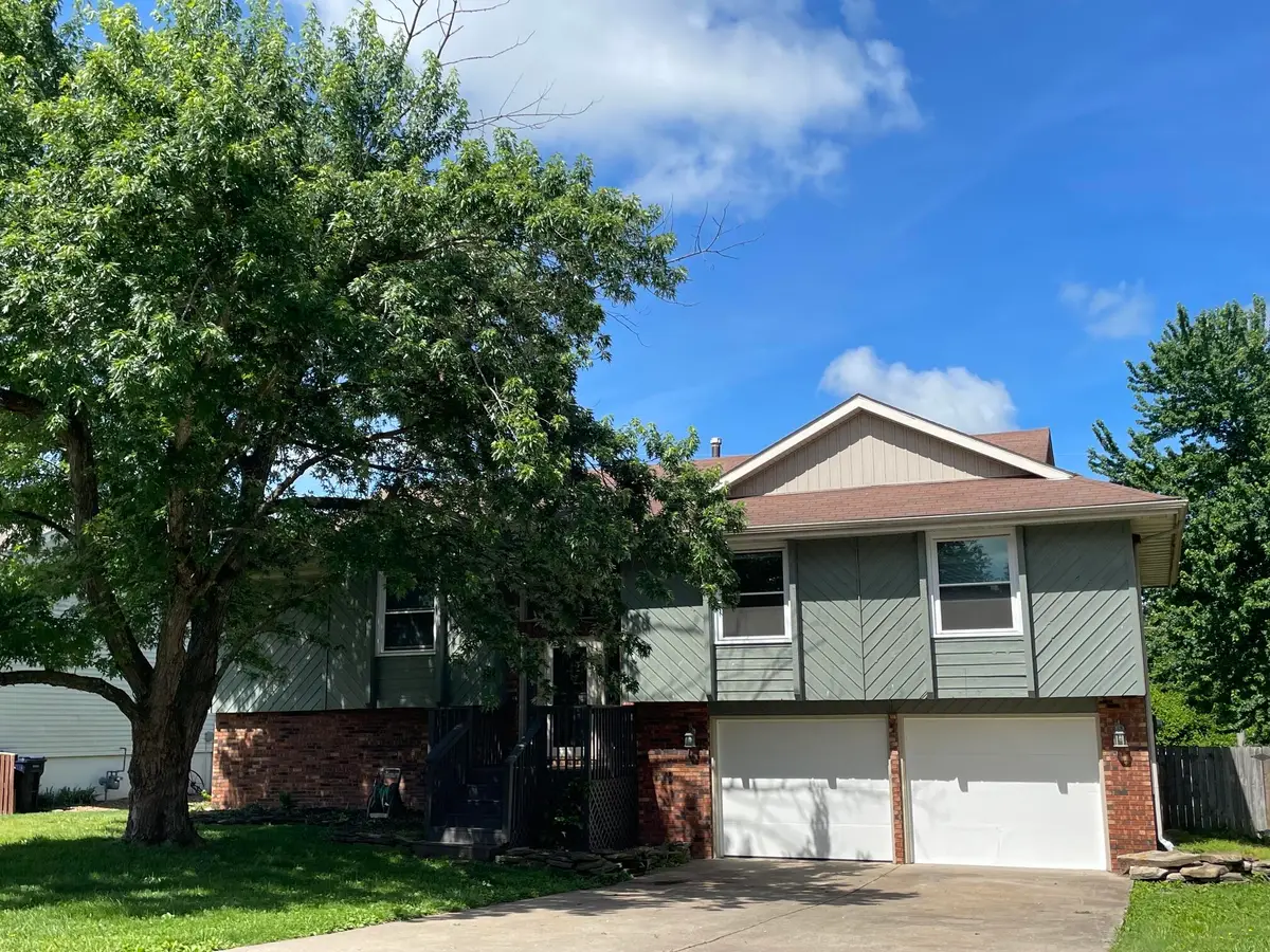 3859 S Hillcrest Avenue, Springfield, MO 65807 - #1