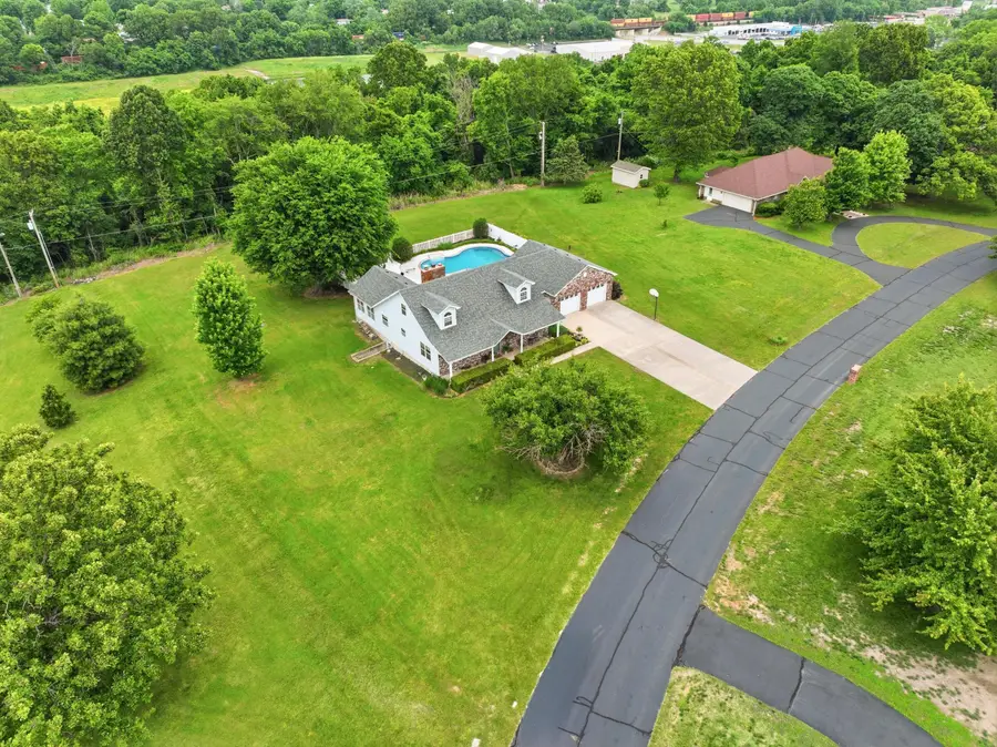 4071 Deer Ridge Street, Neosho, MO 64850 - #2