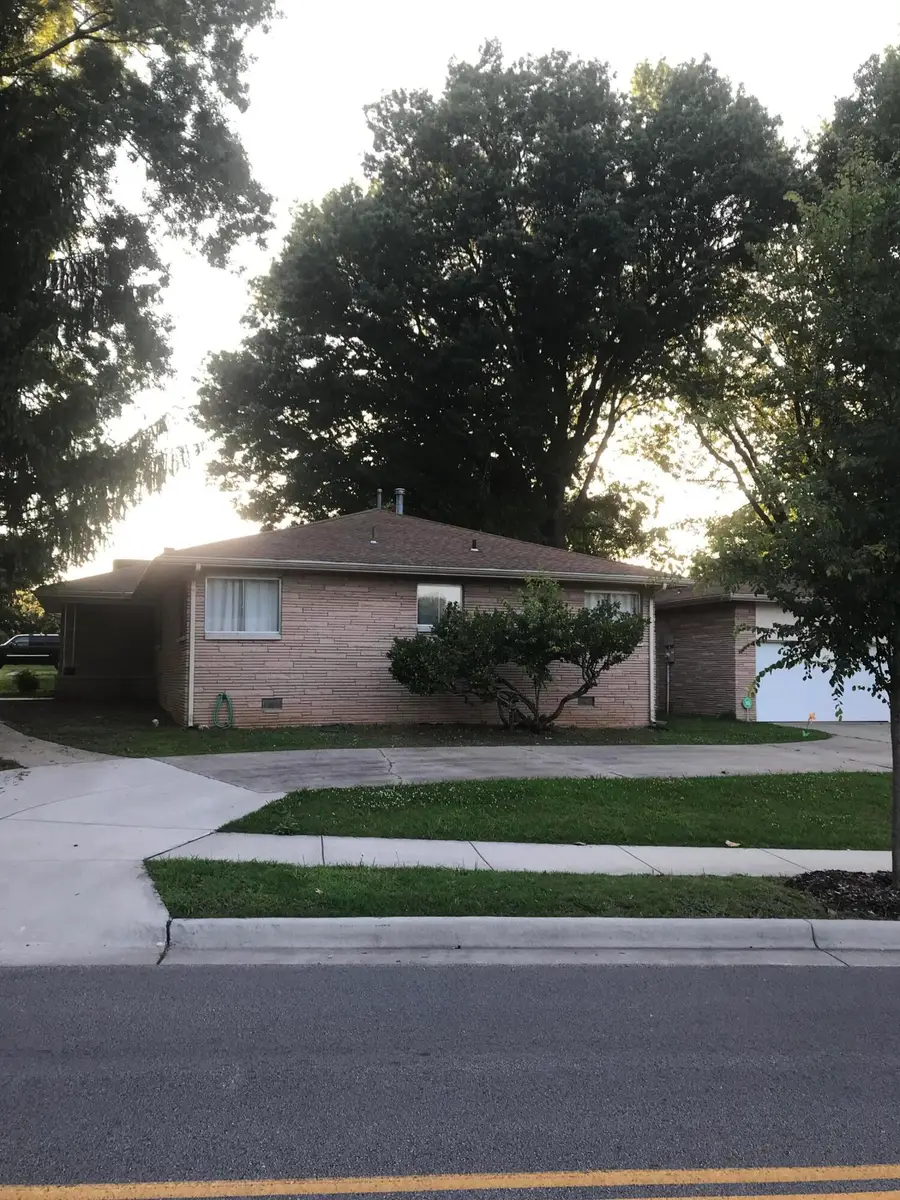 703 W Stanford Street, Springfield, MO 65807 - #2