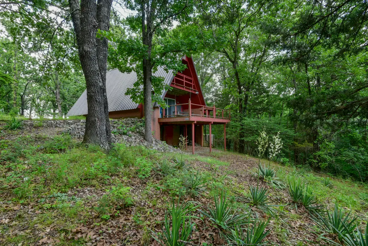 5088 Fox Road, Reeds Spring, MO 65737 - #1