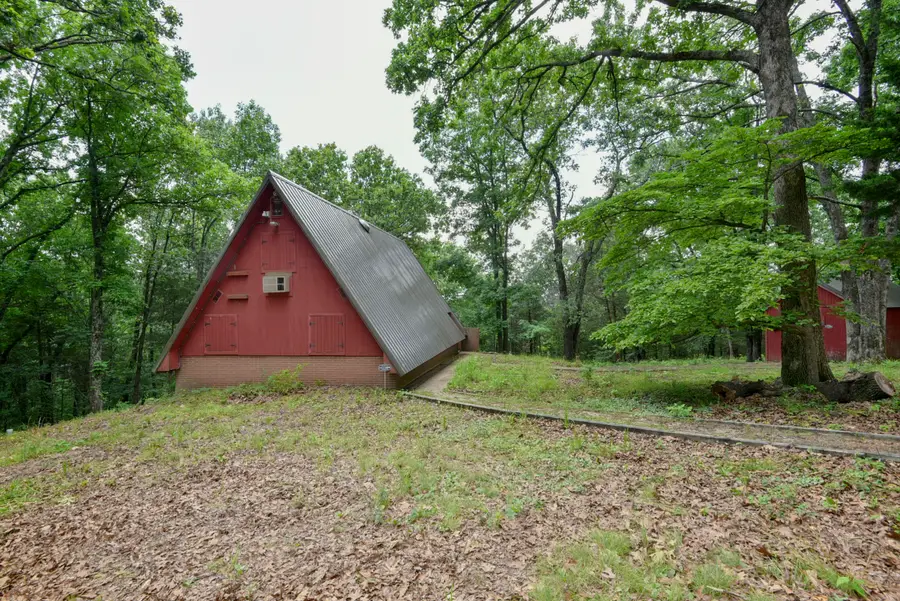5088 Fox Road, Reeds Spring, MO 65737 - #2