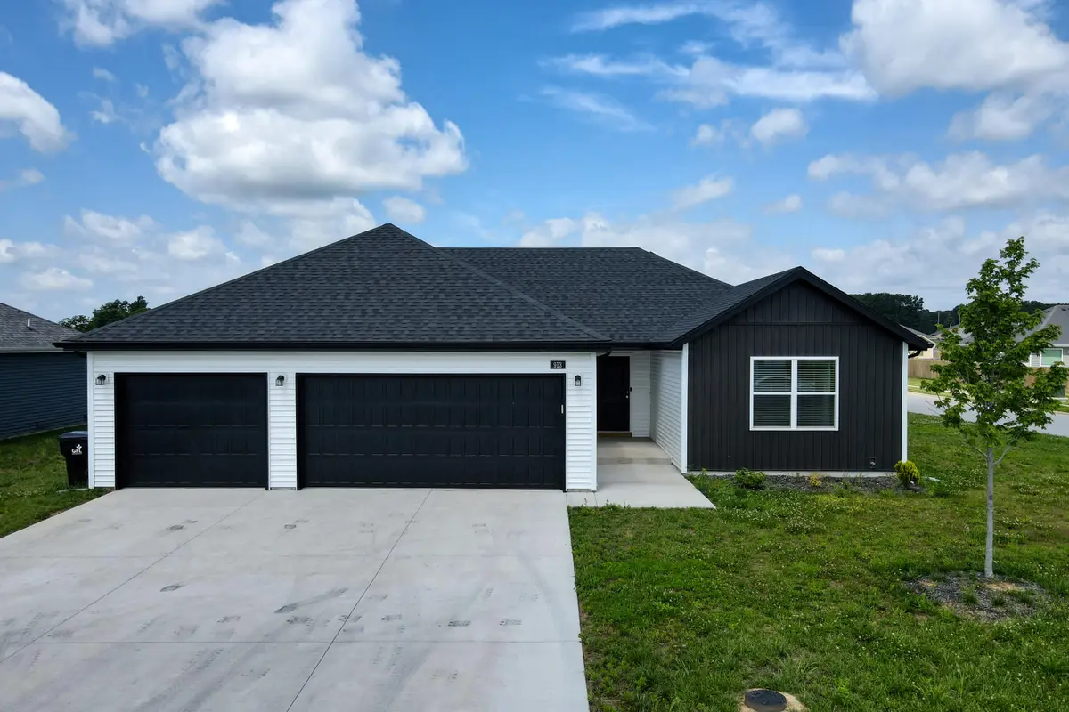 913 Pebble Beach Court, Rogersville, MO 65742 - #1