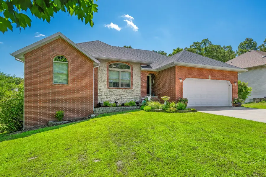 1528 N Marshall Street, Marshfield, MO 65706 - #2