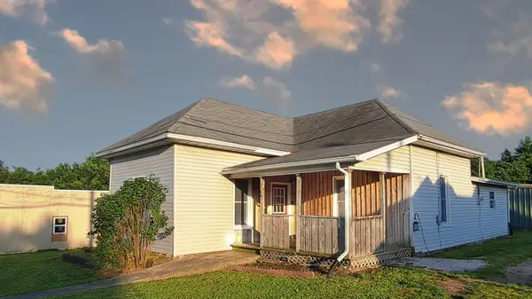 108 E Jackson Street, Stockton, MO 65785