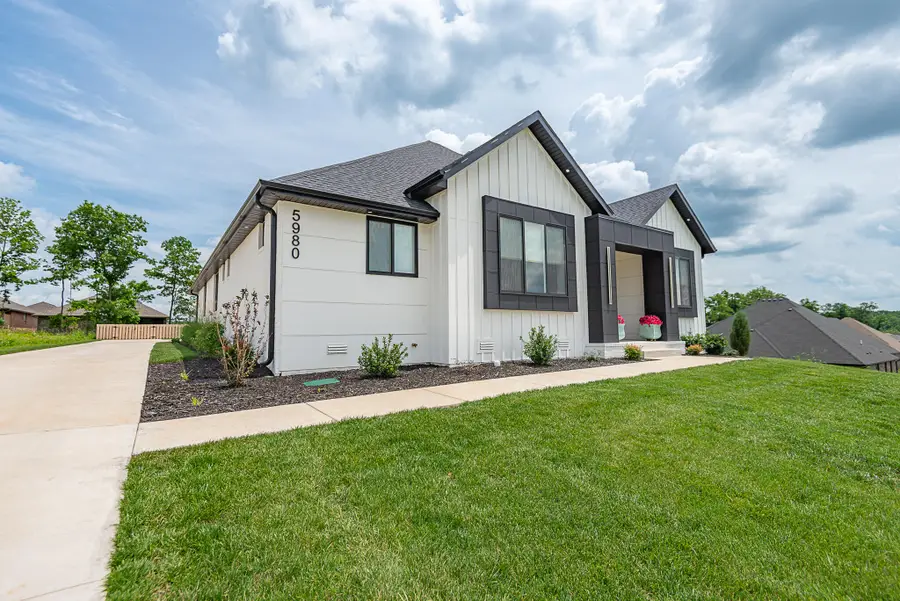 5980 S Dollison Avenue, Springfield, MO 65810 - #3