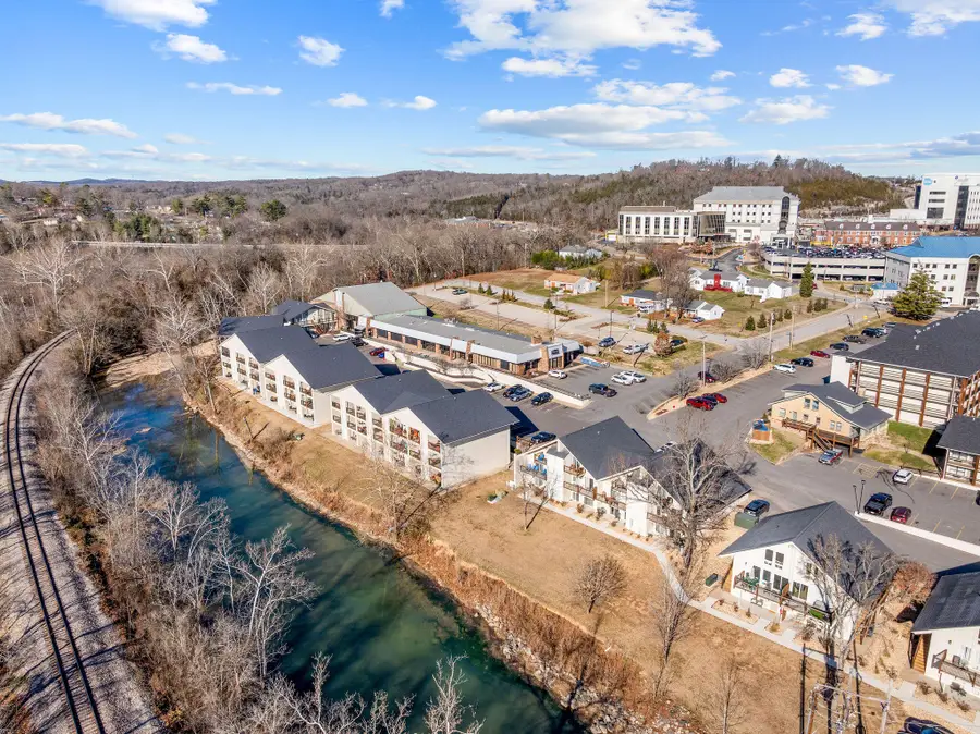 403 Veterans Boulevard #E-380, Branson, MO 65616 - #3