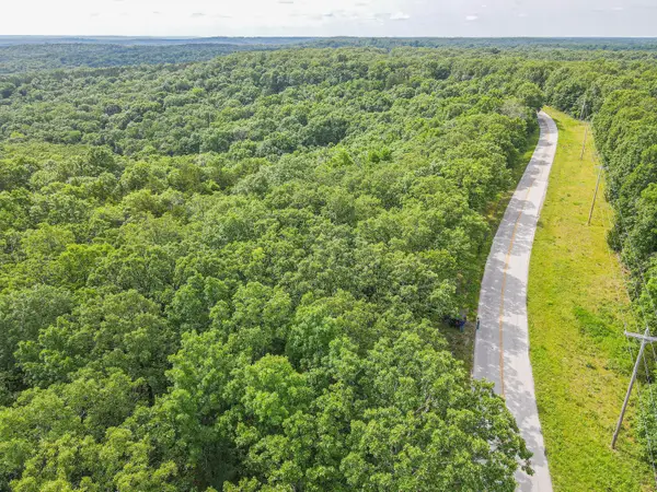 000 Highway K, Warsaw, MO 65355