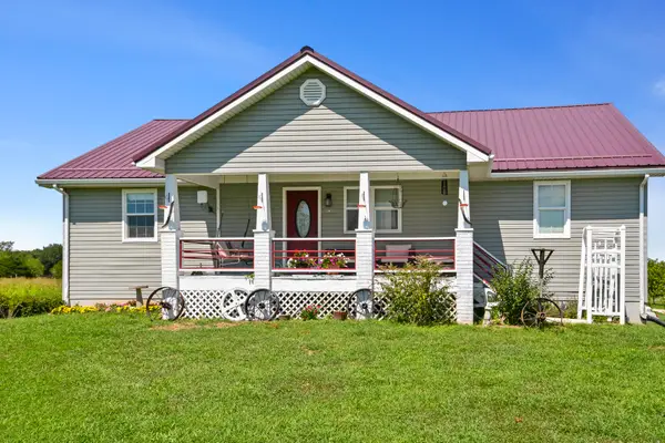 41 Magnolia Drive, Elkland, MO 65644