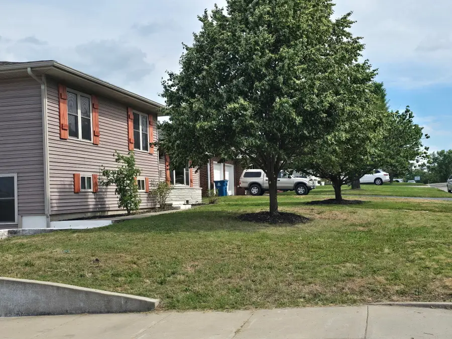 2205 S Ozark Avenue, Joplin, MO 64804 - #2