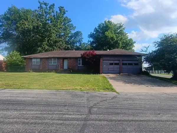 505 Valley View Drive, Mt Vernon, MO 65712