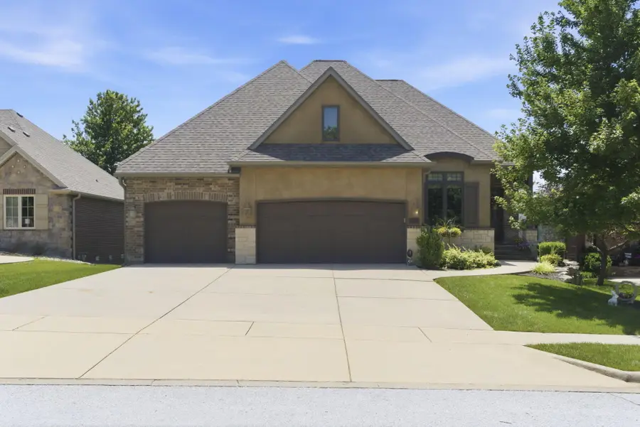 1415 N Wicklow Road, Nixa, MO 65714 - #2