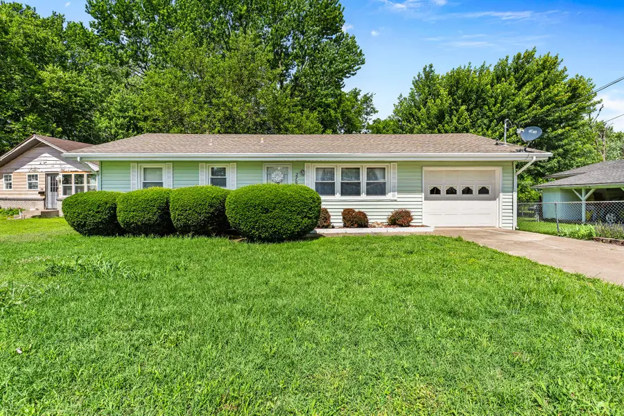 2707 N Eloise Avenue, Springfield, MO 65803 - #2