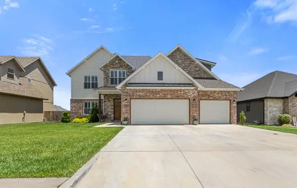 4900 S Aaron Avenue, Springfield, MO 65810