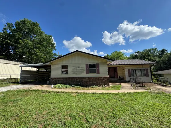 504 Woodland Street, Carl Junction, MO 64834
