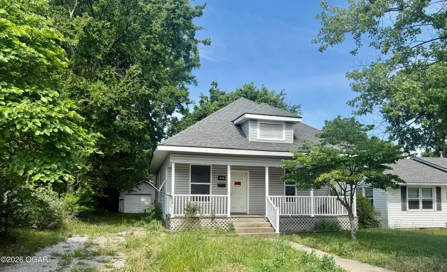 1926 Bird Avenue, Joplin, MO 64804 - #2