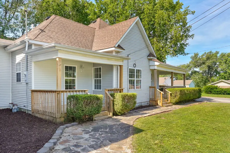 1130 N National Avenue, Springfield, MO 65802 - #3