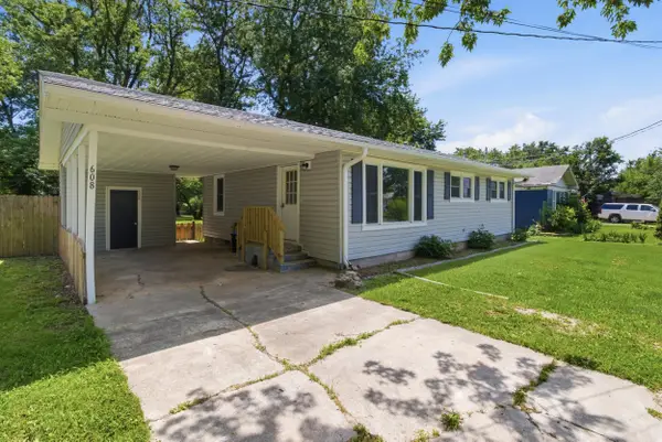 608 S High Street, Mountain Grove, MO 65711