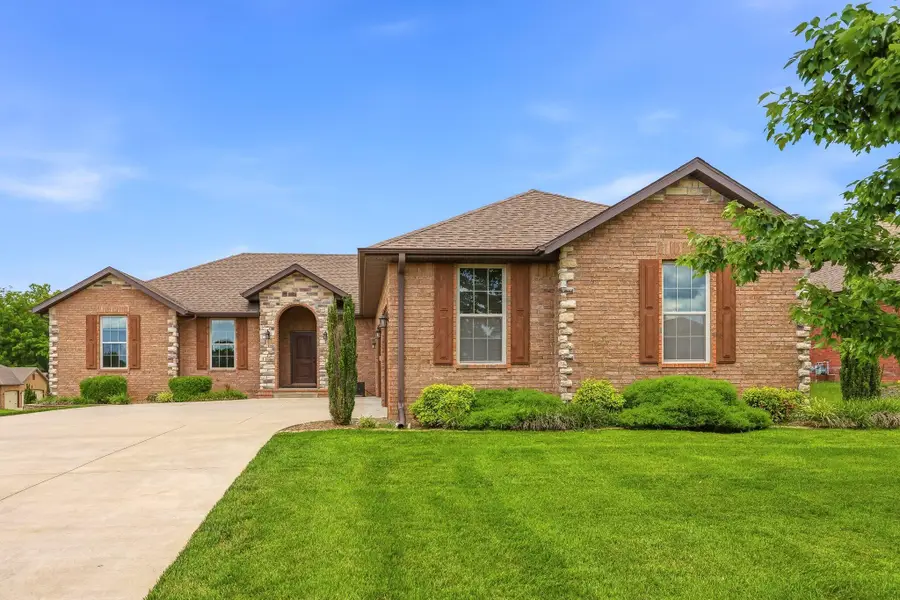 5825 S Cottonwood Drive, Battlefield, MO 65619 - #3