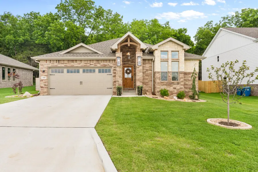 1000 S Tara Way, Ozark, MO 65721 - #3
