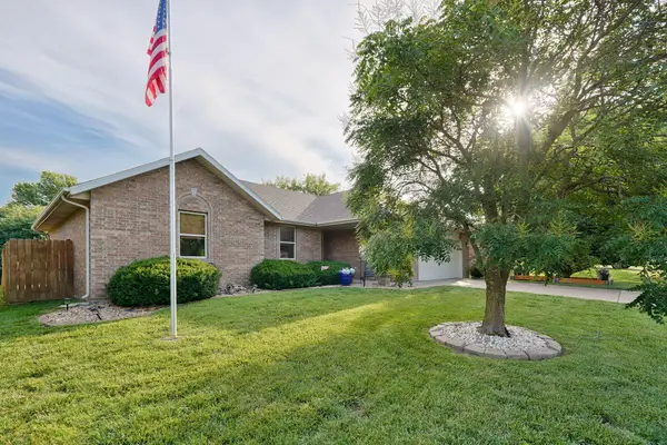 3551 W Vincent Drive, Springfield, MO 65810