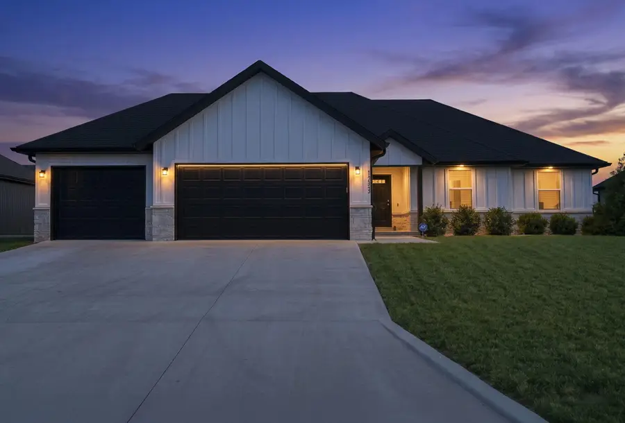1233 S Antietam Road, Republic, MO 65738 - #2