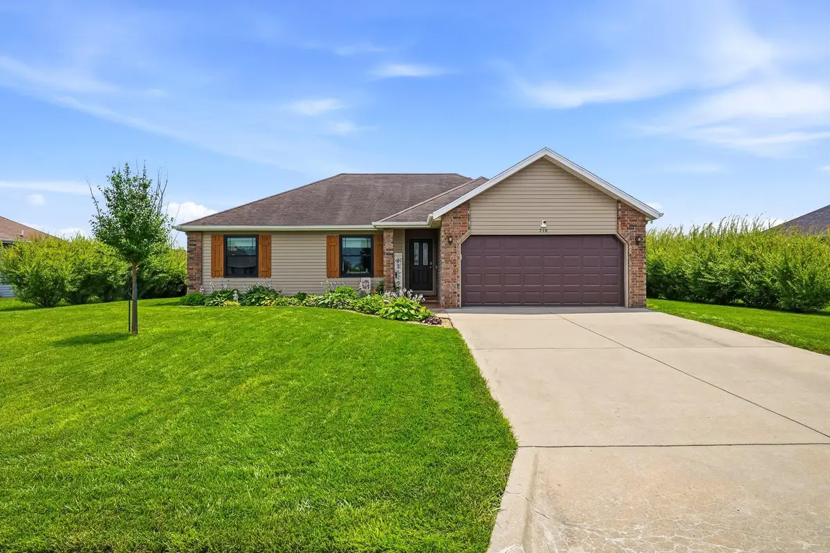 710 W Lexington Circle, Clever, MO 65631 - #1