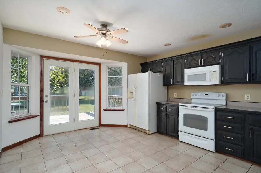 5474 Bradley Avenue, Pleasant Hope, MO 65725 - #2