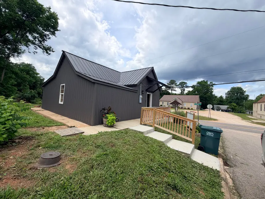 18209 3rd Street, Eminence, MO 65466 - #2