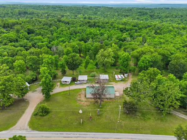 34 Indian Oaks Drive, Isabella, MO 65676