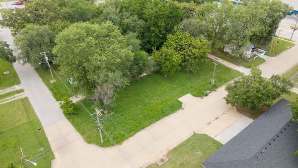 1501 W Hovey Street, Springfield, MO 65802