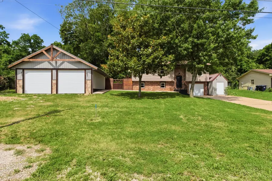 1139 Columbus Street, West Plains, MO 65775 - #3