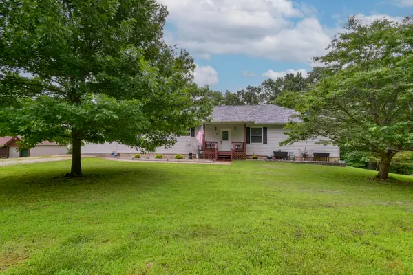24 Centinnial Lane, Galena, MO 65656