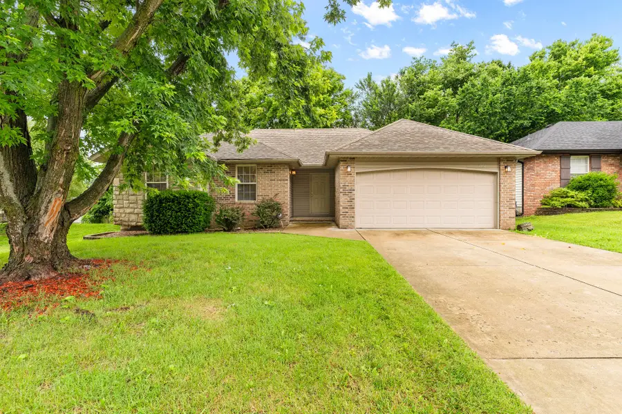 3350 W Erie Street, Springfield, MO 65807 - #2