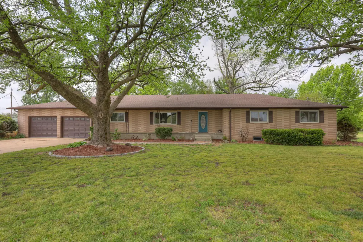 13200 Oregon Lane, Neosho, MO 64850 - #1