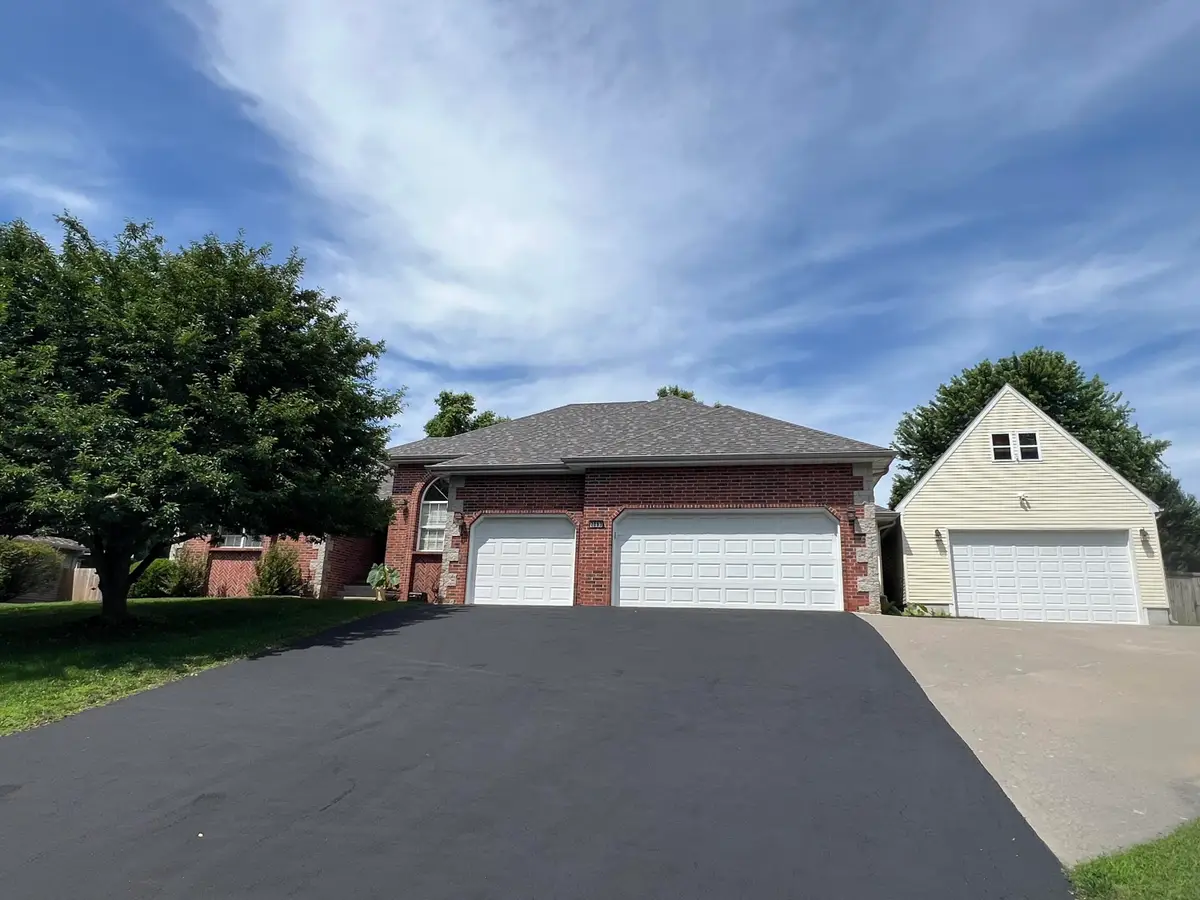 2093 N Preakness Drive, Nixa, MO 65714 - #1