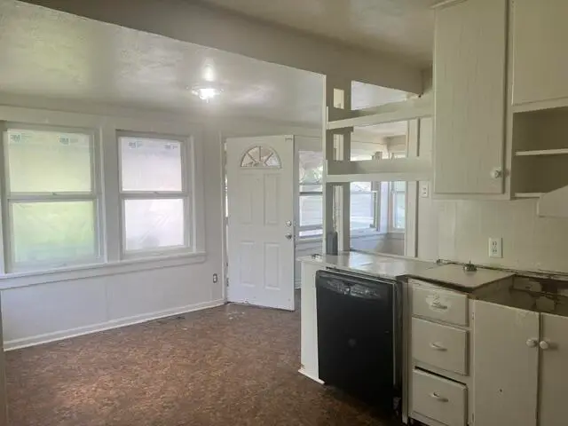 719 S Newton Avenue, Springfield, MO 65806 - #3