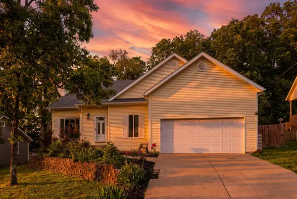420 Amanda Road, Ridgedale, MO 65739
