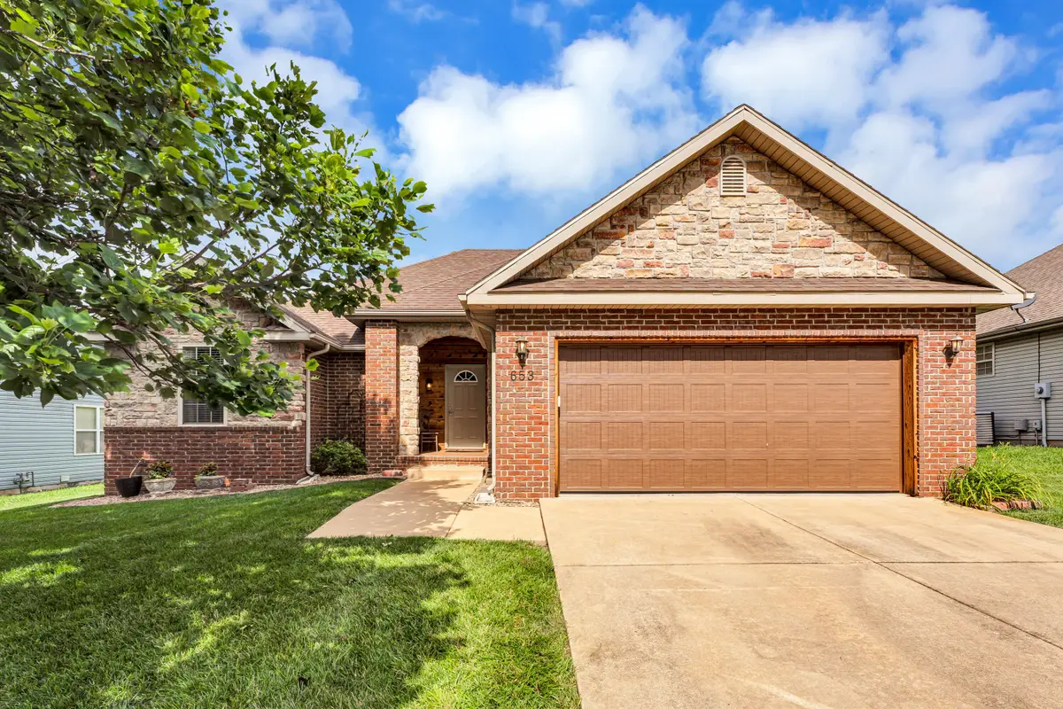 653 N Althea Avenue, Nixa, MO 65714 - #1
