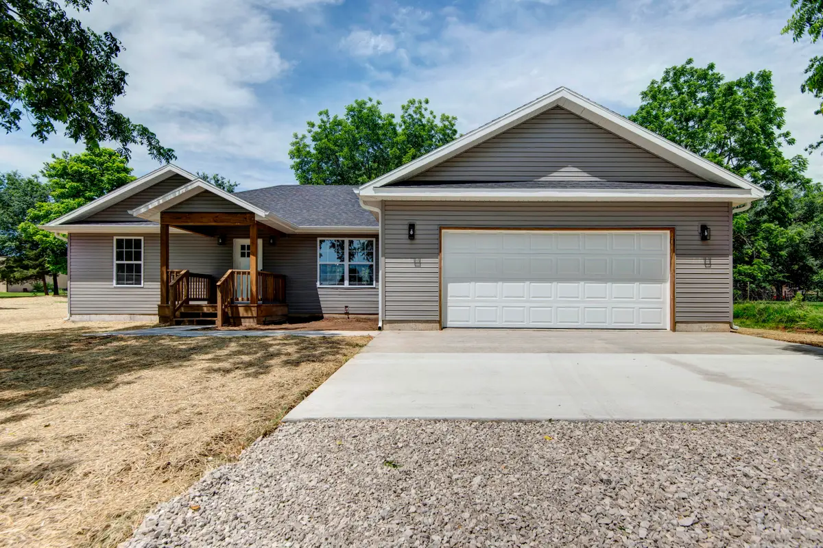 405 Olive Street, Seymour, MO 65746 - #1