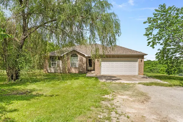 5289 S 118th Road, Morrisville, MO 65710