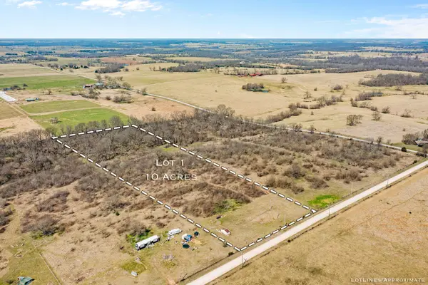 21170 S 1125 Road, Stockton, MO 65785