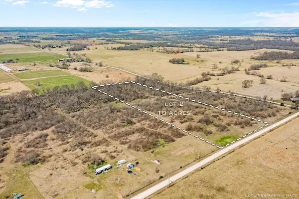 21170 S 1125 Road, Stockton, MO 65785