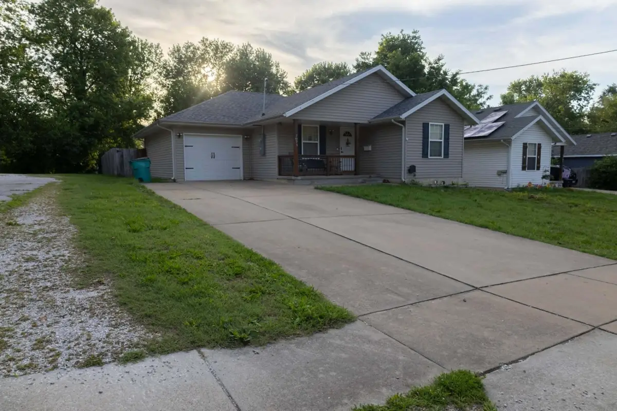 2073 N Elizabeth Avenue, Springfield, MO 65803 - #1